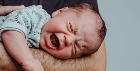 Bébé en pleurs