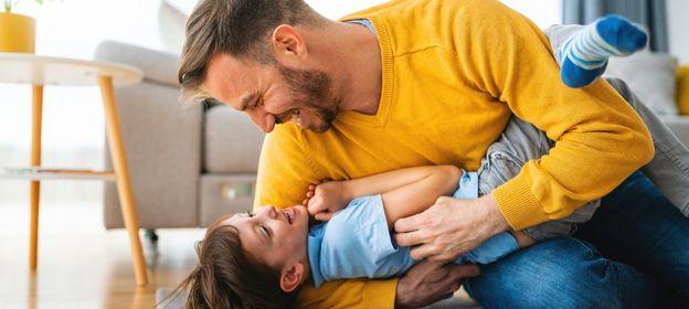 Aide à la Garde d'Enfants pour Parent Isolé (AGEPI)
