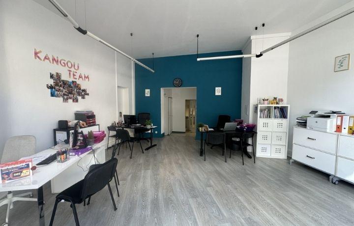 Intérieur de l'agence Kangourou Kids de Bordeaux centre