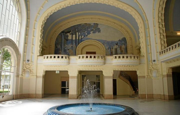 Centre thermal des Dômes à Vichy