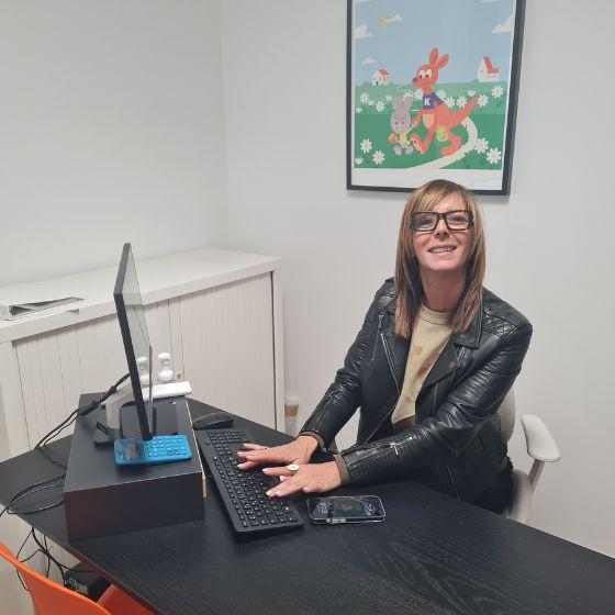 Fatna Boudaoud, responsable de l'agence Kangourou Kids de Draguignan (Le Muy)